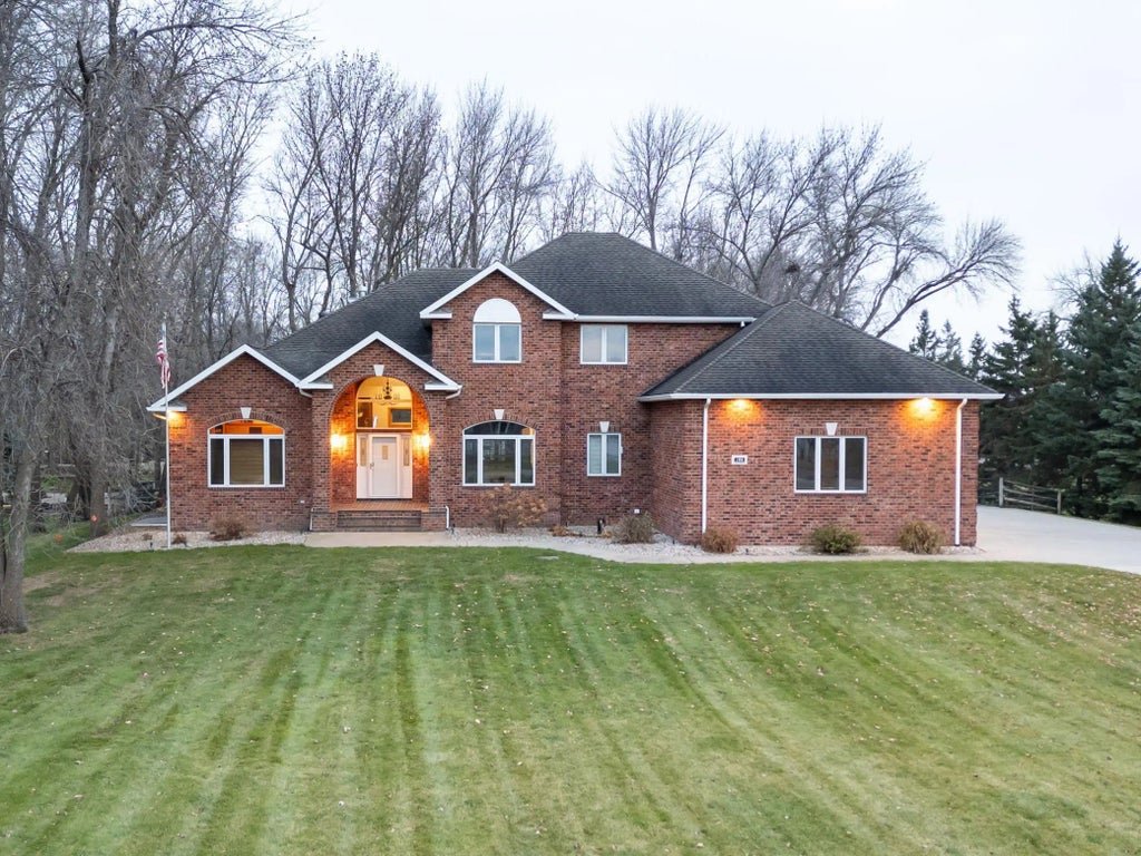 106 50th Avenue E, West Fargo