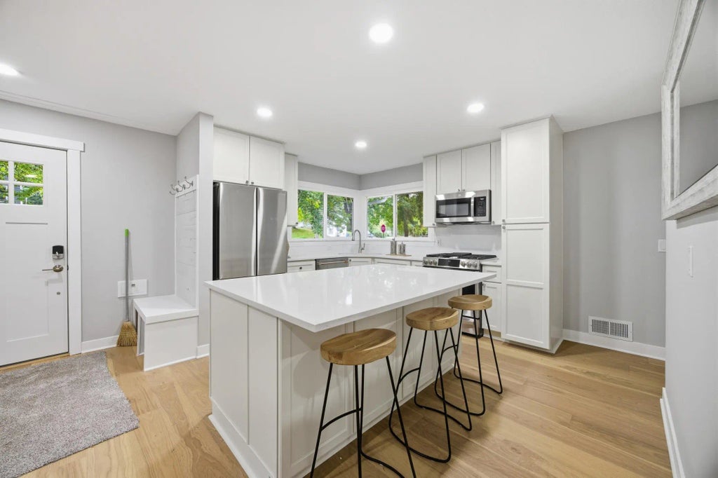 2931 Chowen Avenue N, Robbinsdale