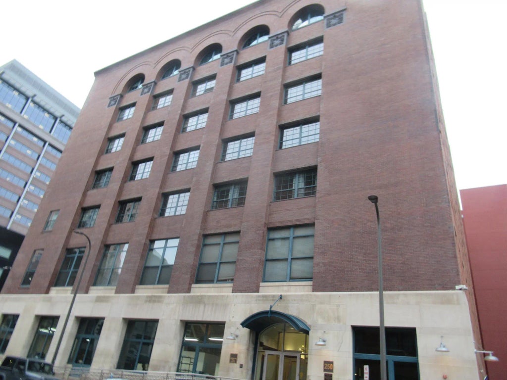 250 Park Avenue 713, Minneapolis