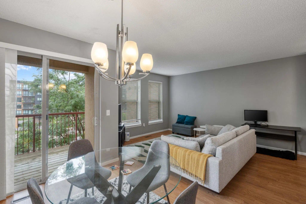 680 N 2nd St 403, Minneapolis