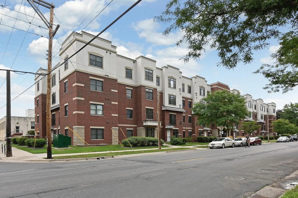 619 8th Street Se, Minneapolis