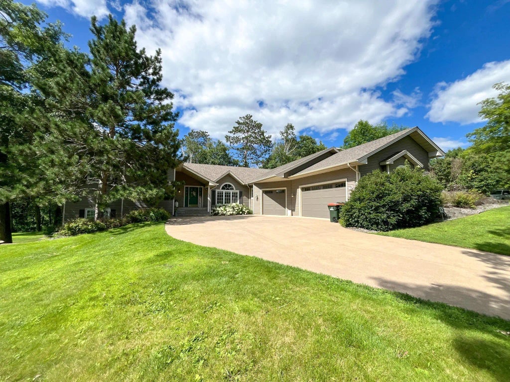 208 Ridge Drive, Brainerd