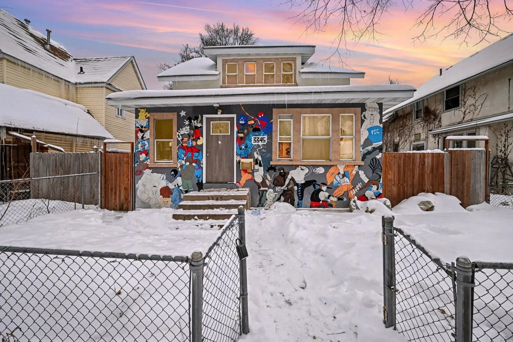 3345 5th Avenue S, Minneapolis