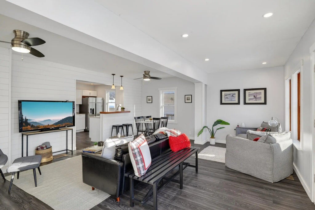 1935 Fremont Avenue E, Saint Paul