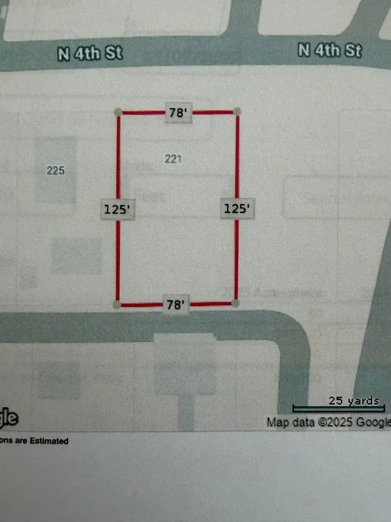 221 N 4th Street, La Crescent