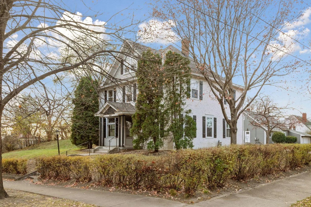 2470 Beverly Road, Saint Paul