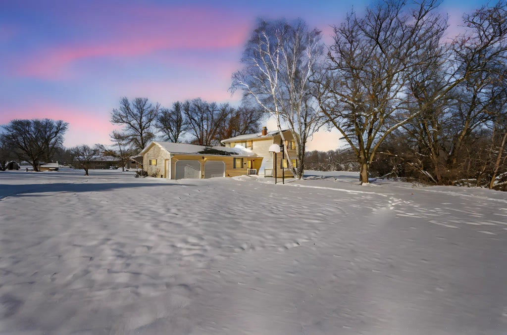 607 Sailor Street N, Blue Earth