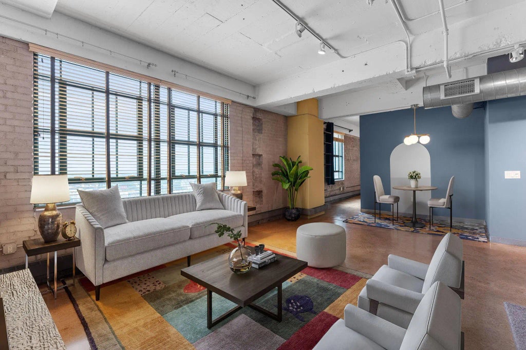 2929 Chicago Avenue 917, Minneapolis