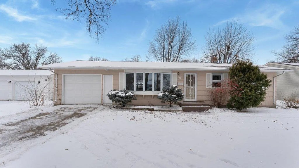 316 Galles Drive, Redwood Falls