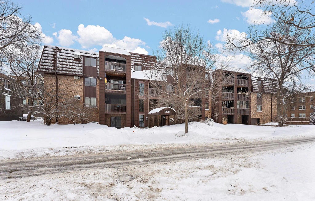 2610 Garfield Avenue 101, Minneapolis
