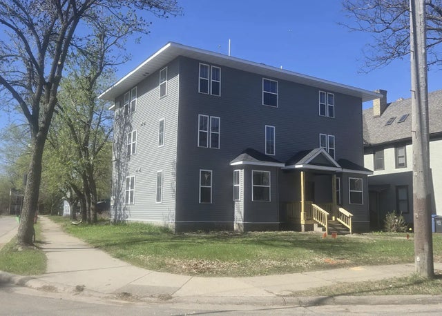 814 6th Street Se, Minneapolis