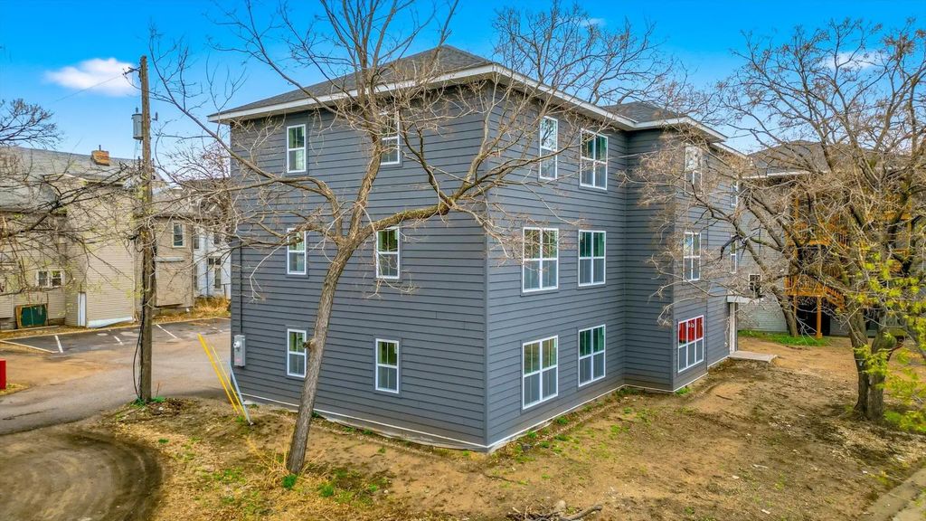 814 6th Street Se, Minneapolis
