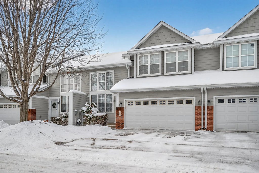 9223 Mount Curve Boulevard, Monticello