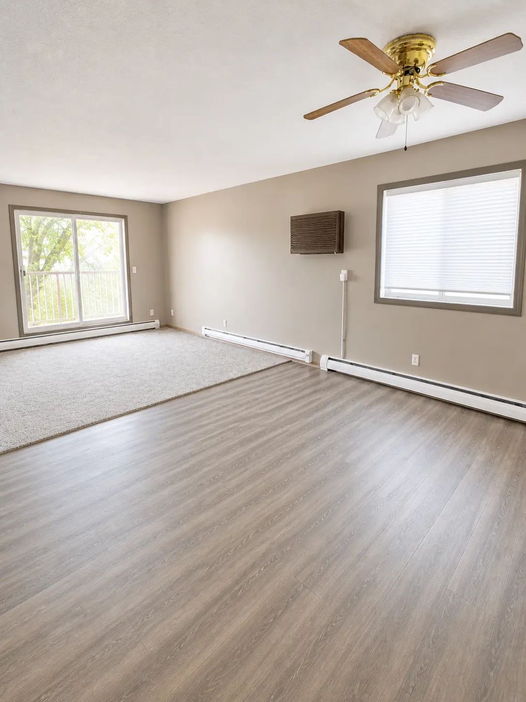 901 Pearl Avenue, Marshall