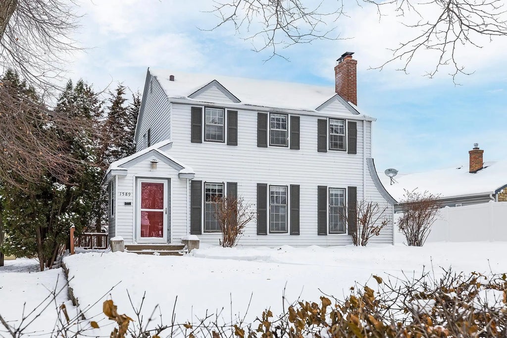 1589 Hillcrest Avenue, Saint Paul