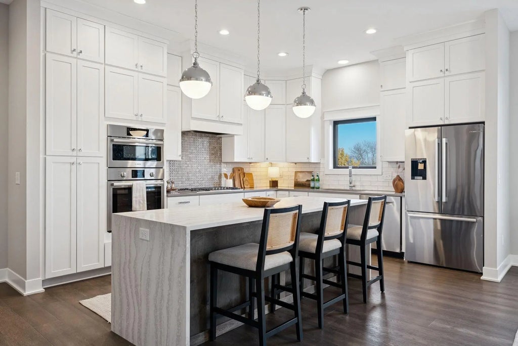 5754 Shady Oak Road S 1, Minnetonka