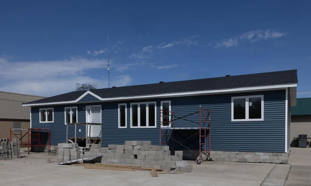 801 9th Street E, West Fargo