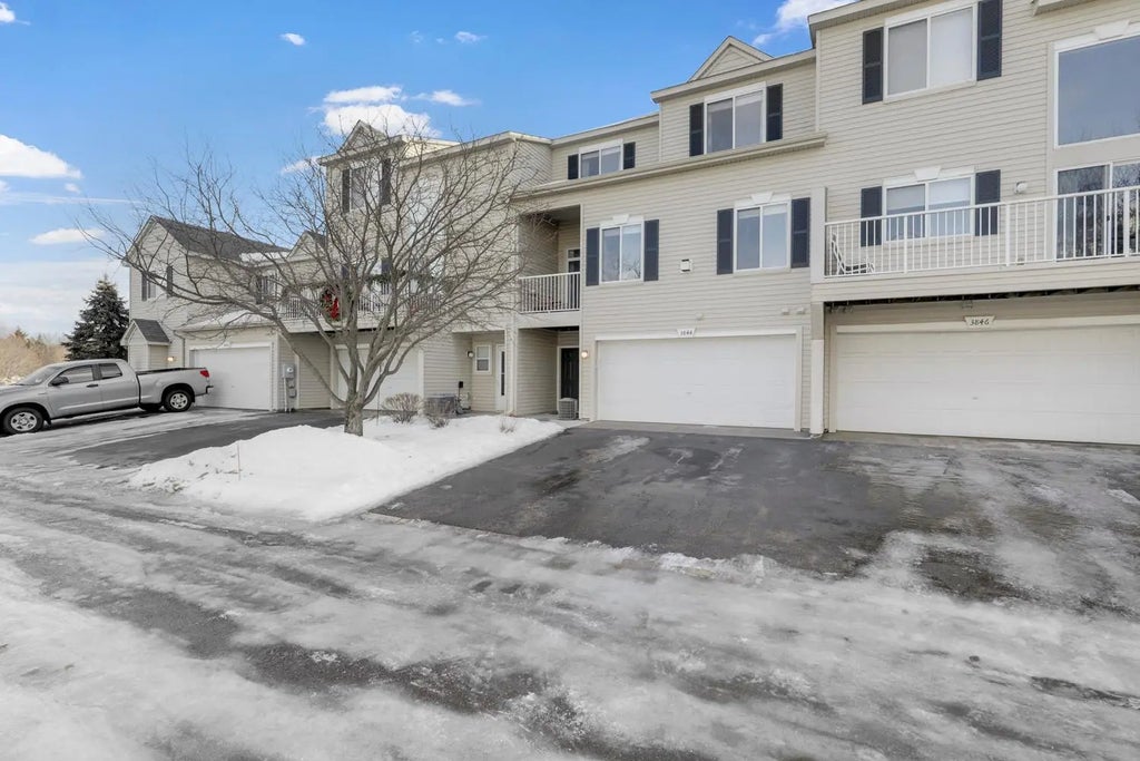 3844 Abercrombie Lane, Stillwater