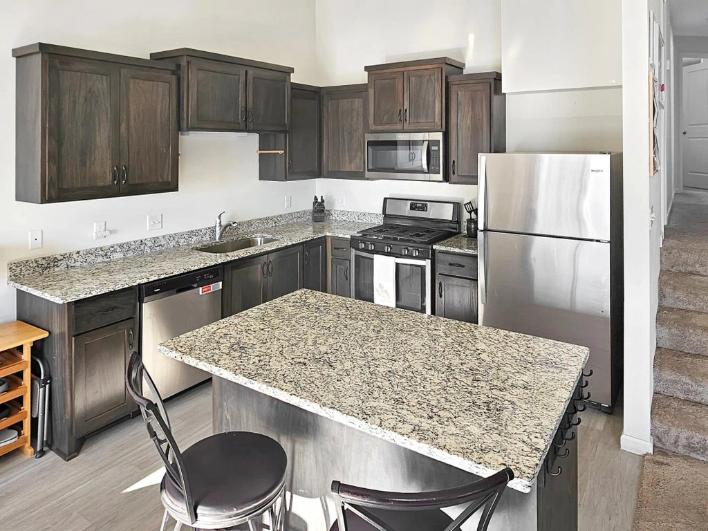 25530 5th Street W, Zimmerman