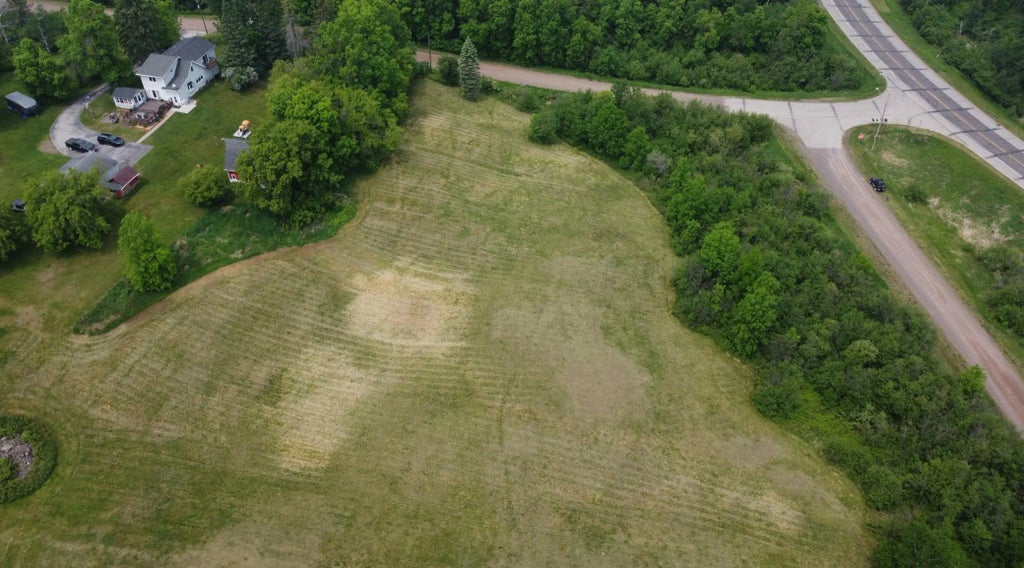 51xxx Wagner Road, Hermantown