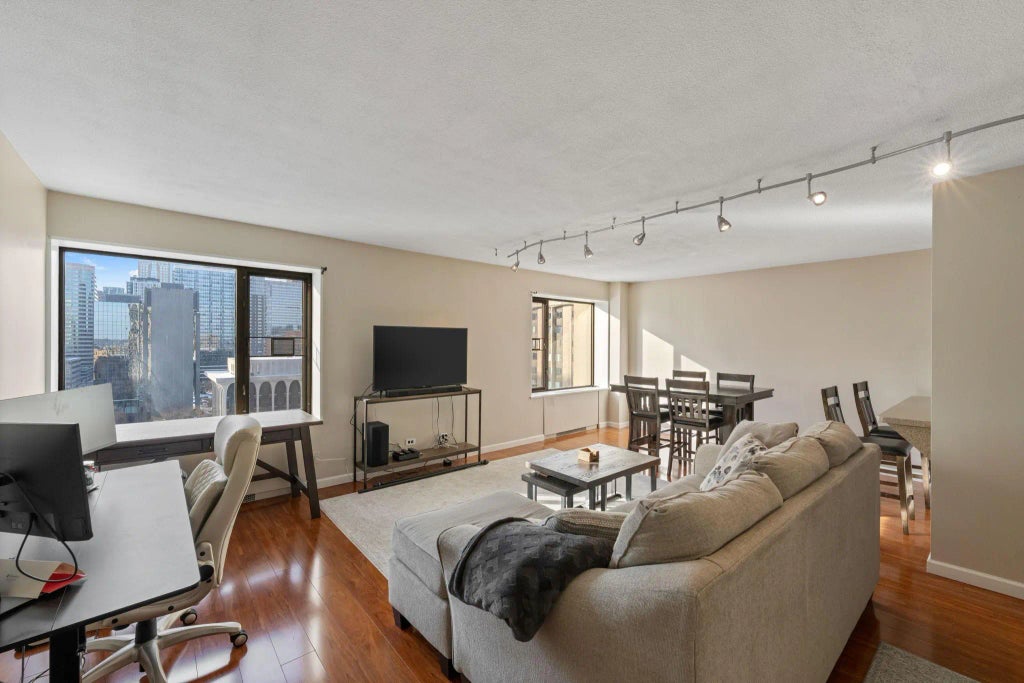 19 S 1st St B1503, Minneapolis