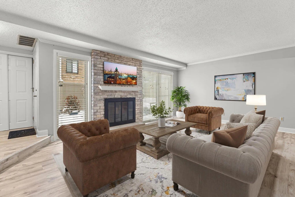 4521 Cedar Lake Road S, Saint Louis Park