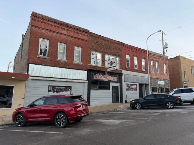 134 William Street W, Albert Lea