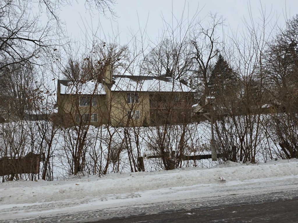 132 Parkwood Place, Fairmont