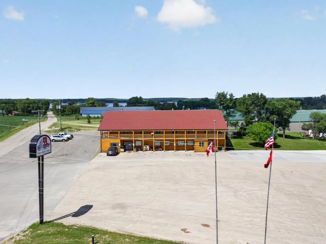19389 Frontage Road, Detroit Lakes