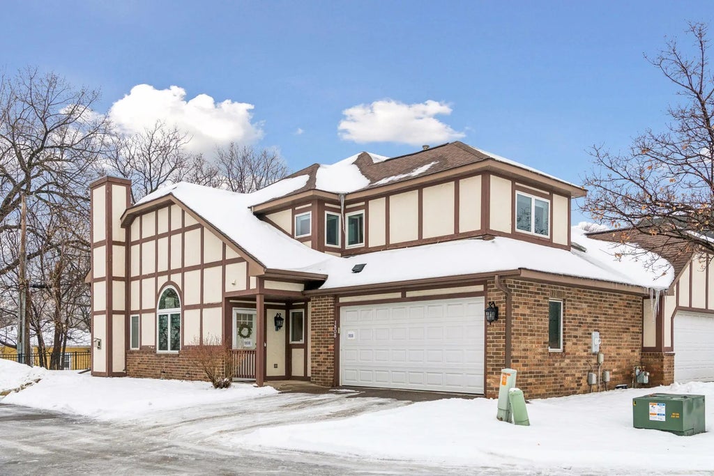 1808 Mckinley Street Ne, Minneapolis