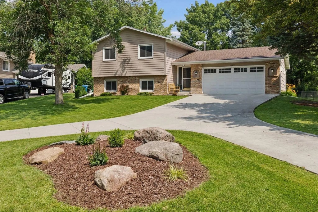 14410 40th Avenue N, Plymouth