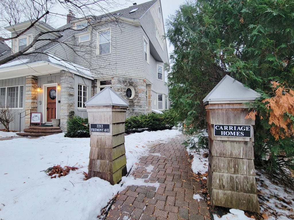 2212 Fremont Avenue S 5, Minneapolis