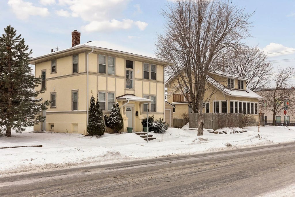 2801 Oakland Avenue, Minneapolis