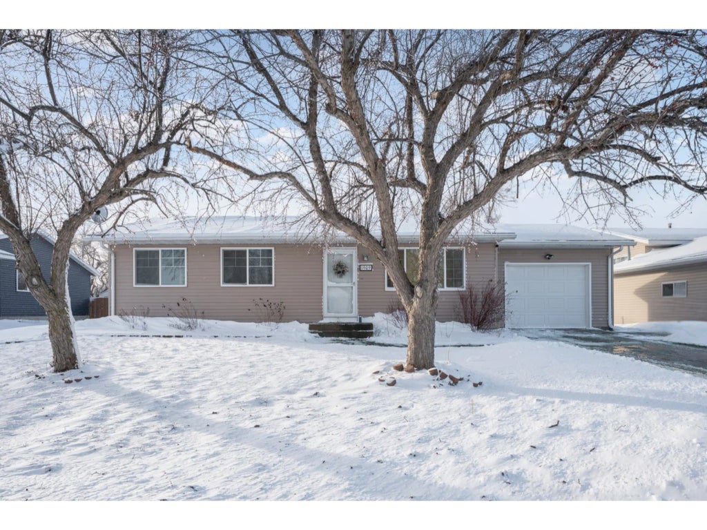 1909 2nd Avenue Ne, Stewartville