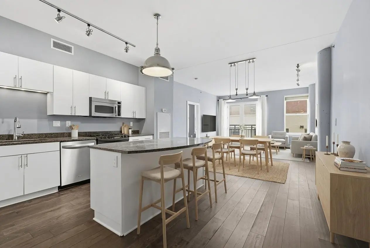 Photo of Listing #7003442