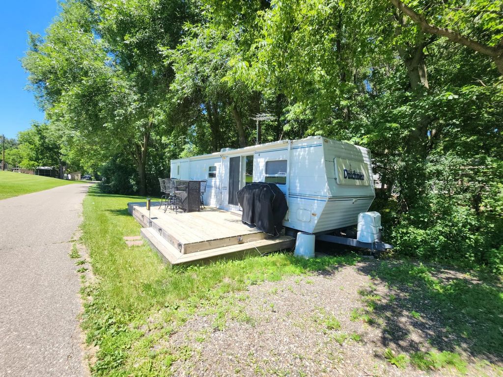 2945 County Road 4 Sw 341, Cokato
