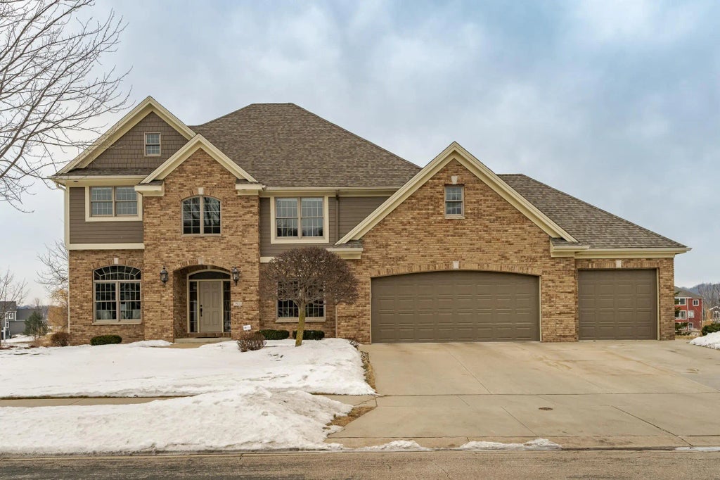 3964 Autumn Lake Court Sw, Rochester