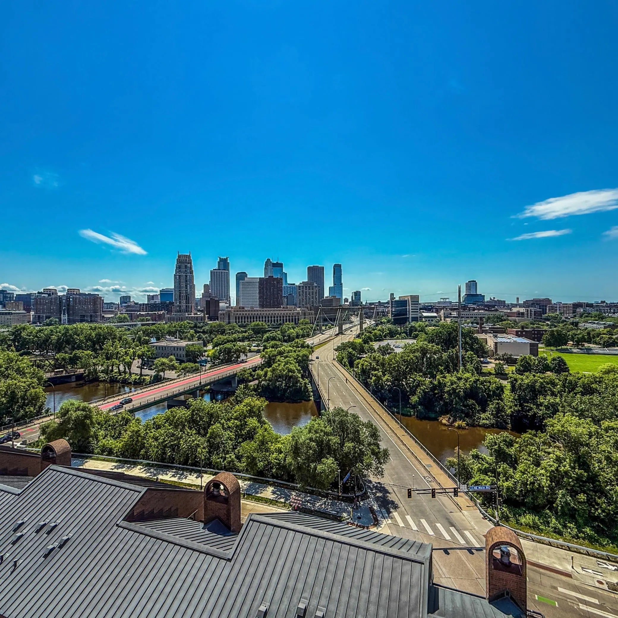 Photo of Listing #7003896