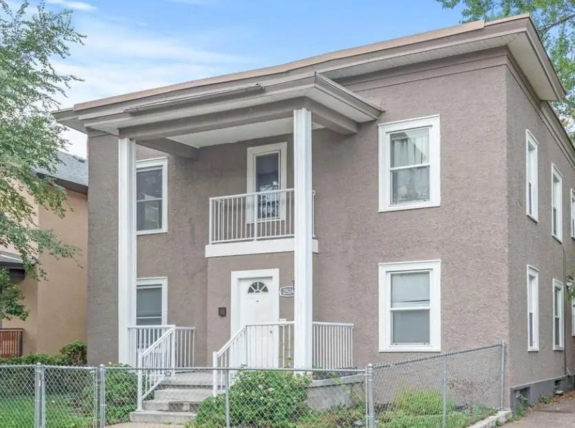 2824 Pillsbury Avenue S, Minneapolis