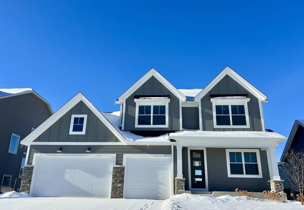 2773 Kensington Avenue Ne, St Michael