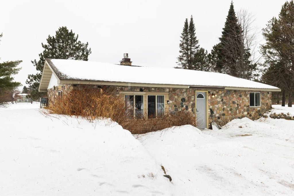 24019 County 2, Nevis