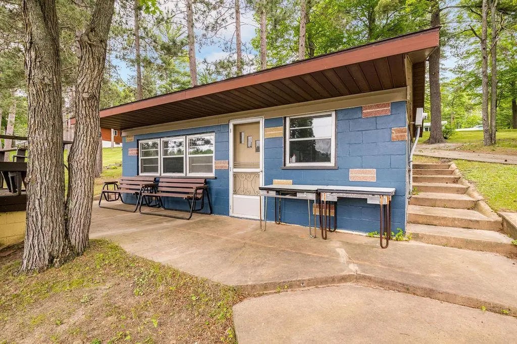 35761 Lake Street, Cohasset