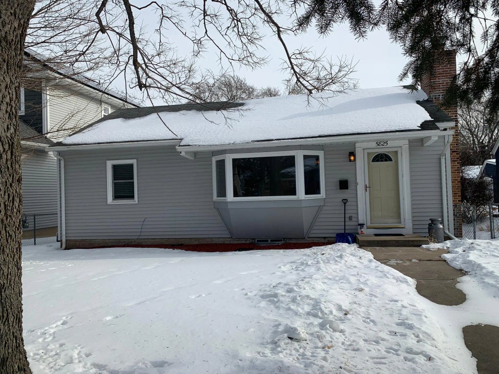 5825 Zenith Avenue S, Edina