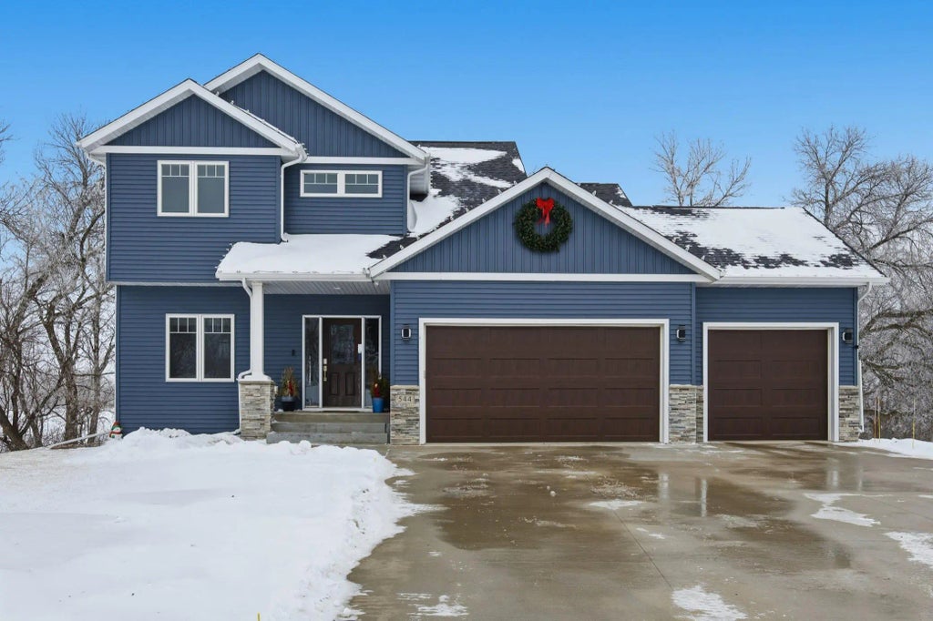 544 Leonard Street, Hawley