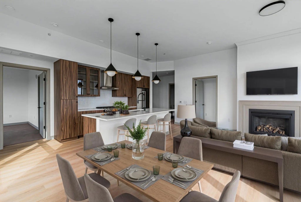 640 Wisconsin Avenue N 638, Golden Valley