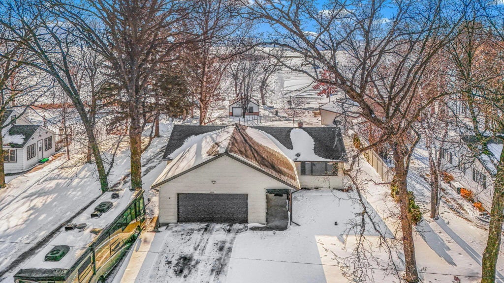 17591 Upper Spunk Lake Road, Avon