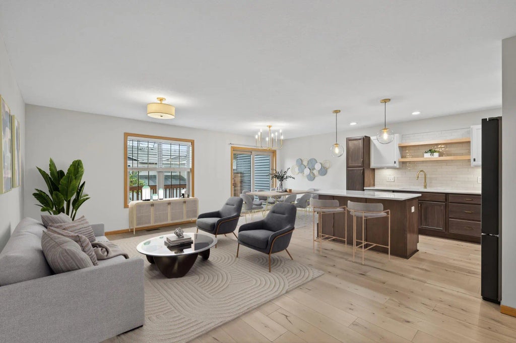 22271 Lilac Way, Forest Lake