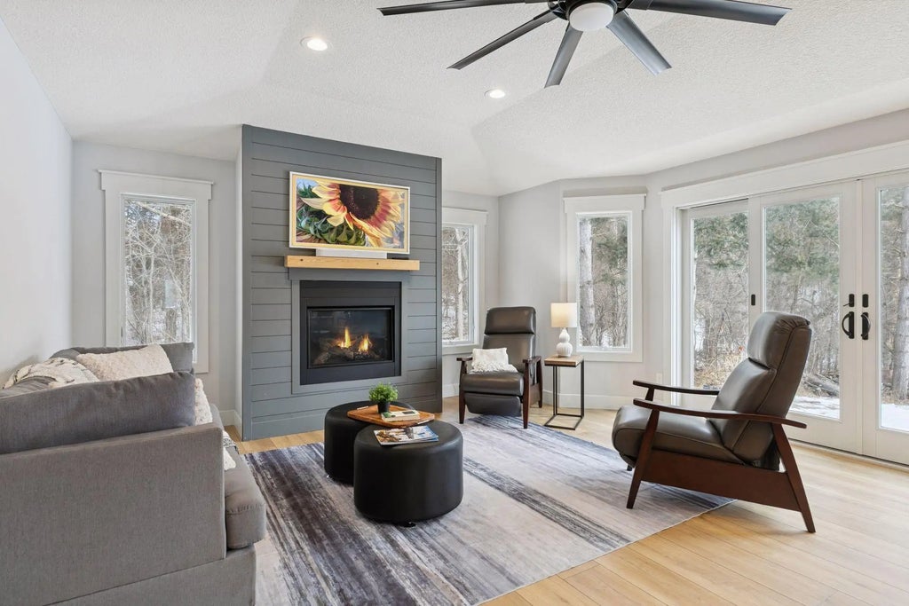 9353 Stonebridge Trail N, Stillwater