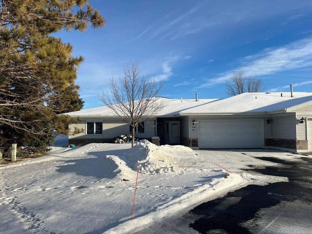 3116 Maple Leaf Court Nw, Bemidji