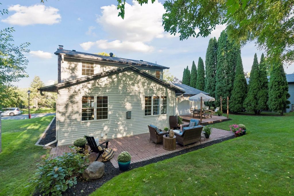 4275 Carlson Lake Lane N, Eagan